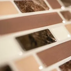 Tuiles Murales Autocollantes 3D Bellagio Nola De Smart Tiles, 10 Po X 10 Po, Beige/brun/caramel/ivoire, Résine, 4 Pièces -Plancher De Vinyle Soldes 00465165d L